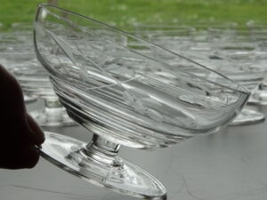 Série de 10 coupes à champagne Art déco cristal de Tchécoslovaquie