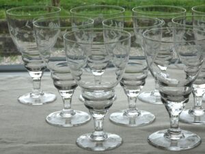 Portieux Meisenthal série de 9 verres Art déco